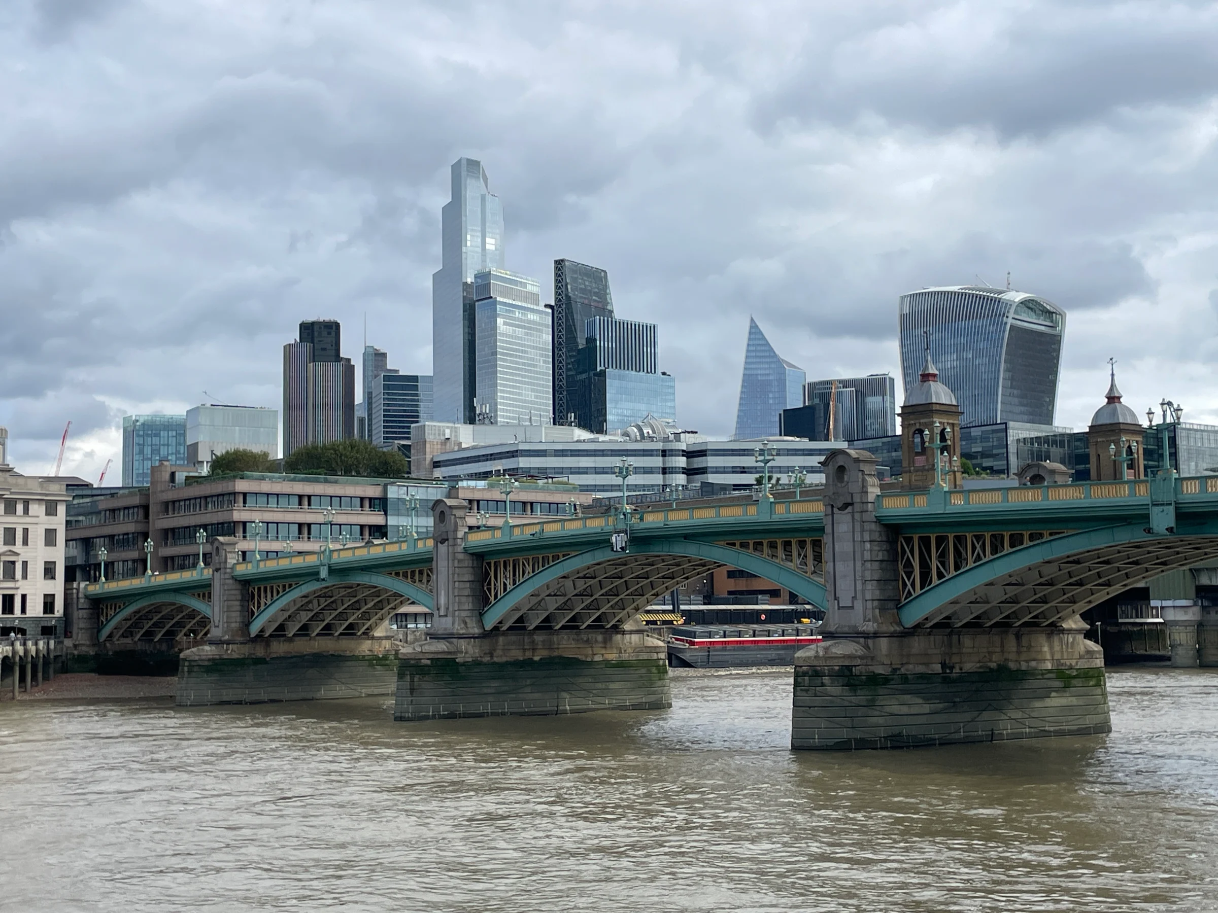 A magical, sunny, lovely, culinary and sightseeing day out in London